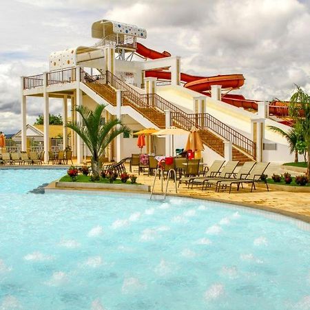 קאלדס נובאס Thermas Lacqua Diroma Com Piscina De Ondas Gratis 24Horas מראה חיצוני תמונה