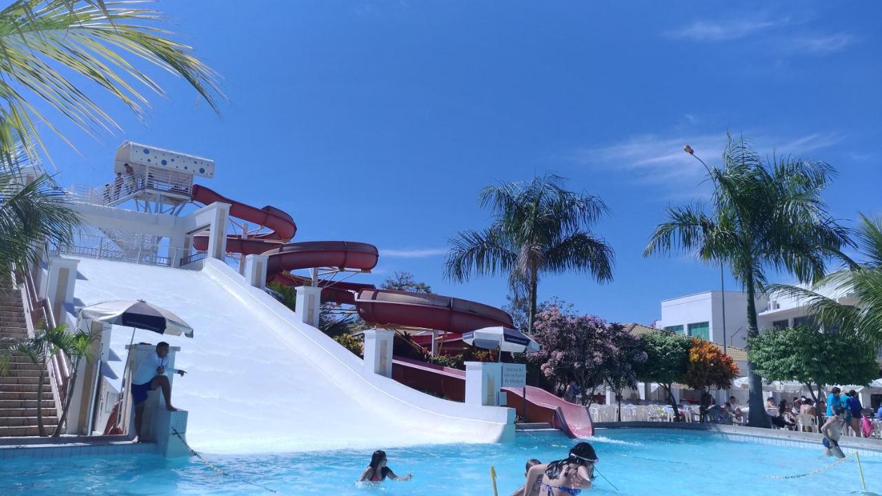 קאלדס נובאס Thermas Lacqua Diroma Com Piscina De Ondas Gratis 24Horas מראה חיצוני תמונה