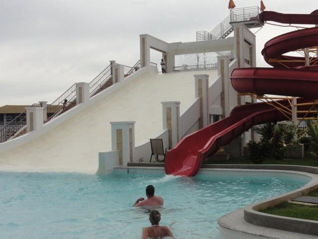 קאלדס נובאס Thermas Lacqua Diroma Com Piscina De Ondas Gratis 24Horas מראה חיצוני תמונה