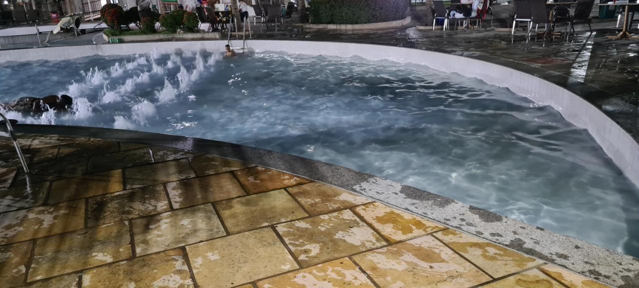 קאלדס נובאס Thermas Lacqua Diroma Com Piscina De Ondas Gratis 24Horas מראה חיצוני תמונה